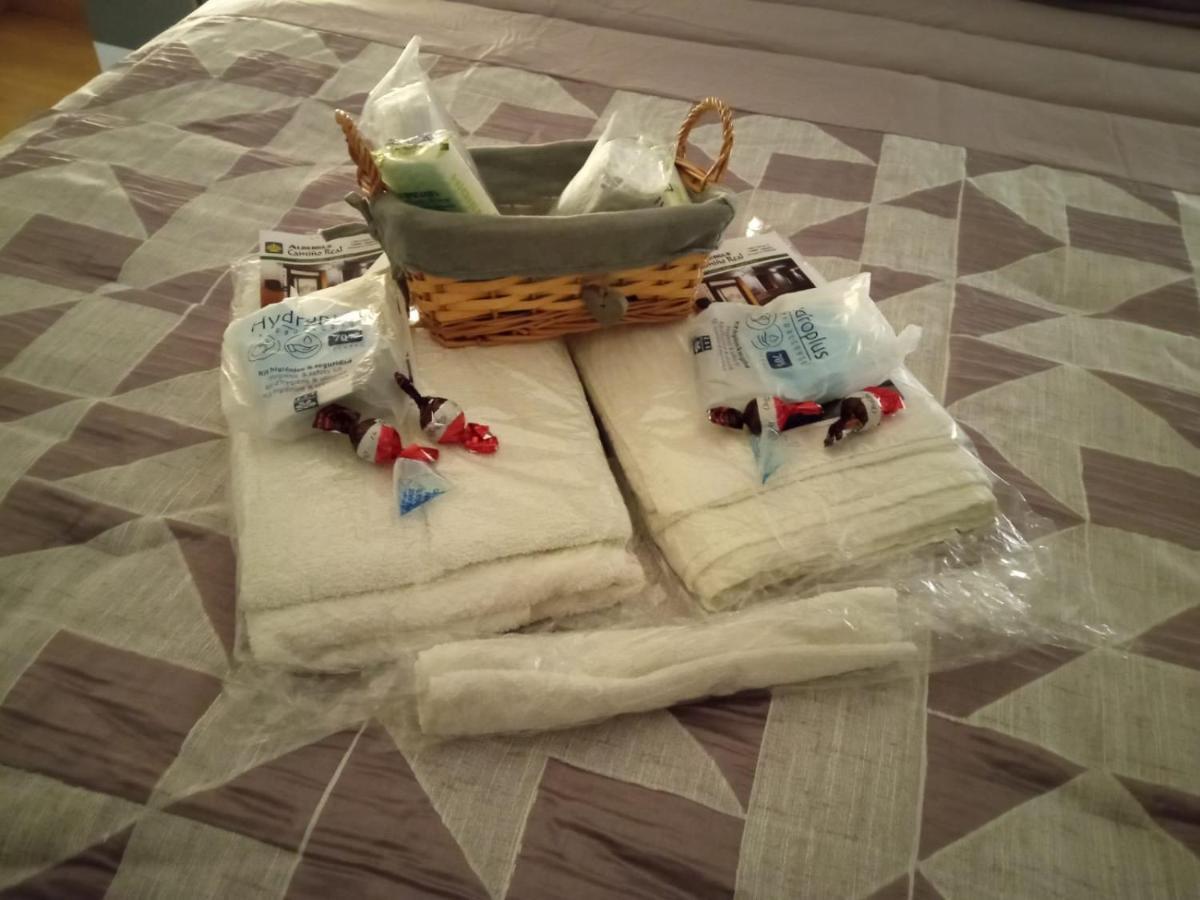 Albergue Camino Real Sigueiro Ngoại thất bức ảnh