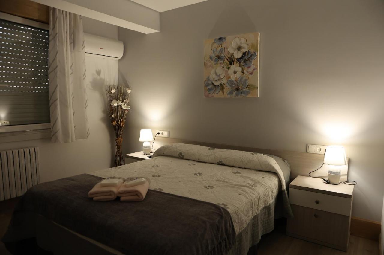 Albergue Camino Real Sigueiro Ngoại thất bức ảnh